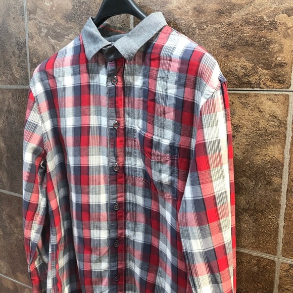 COPY - 👕Armani Exchange Button Up - Picture 6 of 6